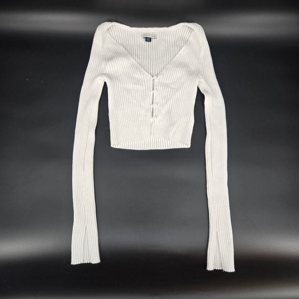 American Eagle White Ribbed Cropped Cardigan Flower Buttons Medium VGUC